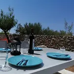 Anaroussa