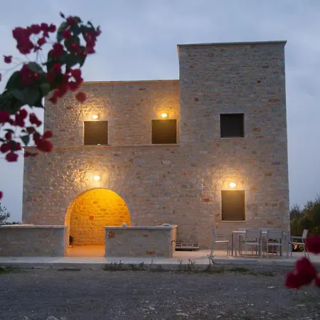 Anaroussa بيت للعطل أريبوليس