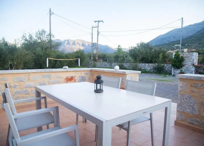 بيت للعطل Anaroussa أريبوليس