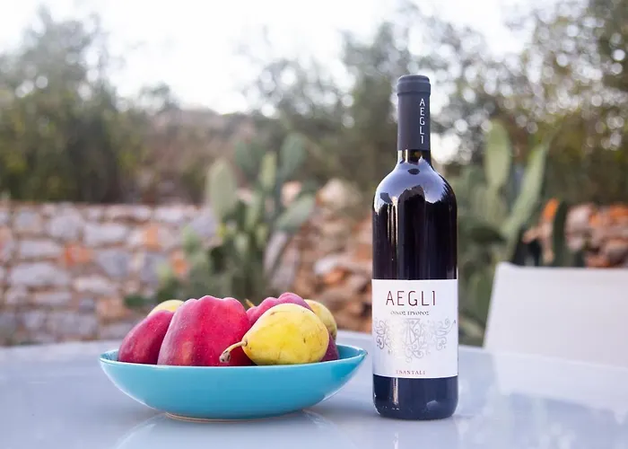 بيت للعطل Anaroussa